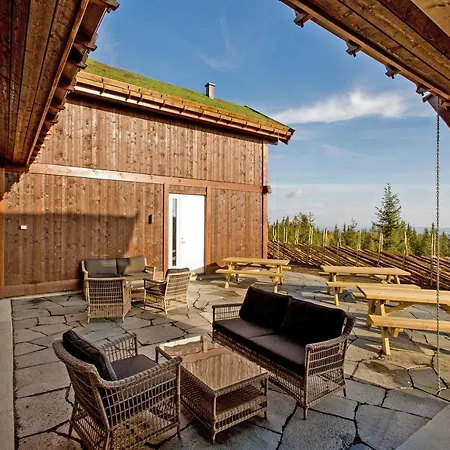 2 Lodge