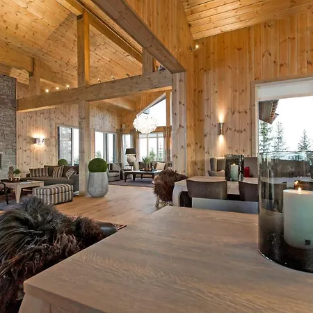 Lodge 2 *